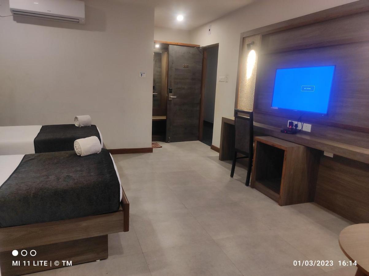 Hotel K79 Jamshedpur Eksteriør billede
