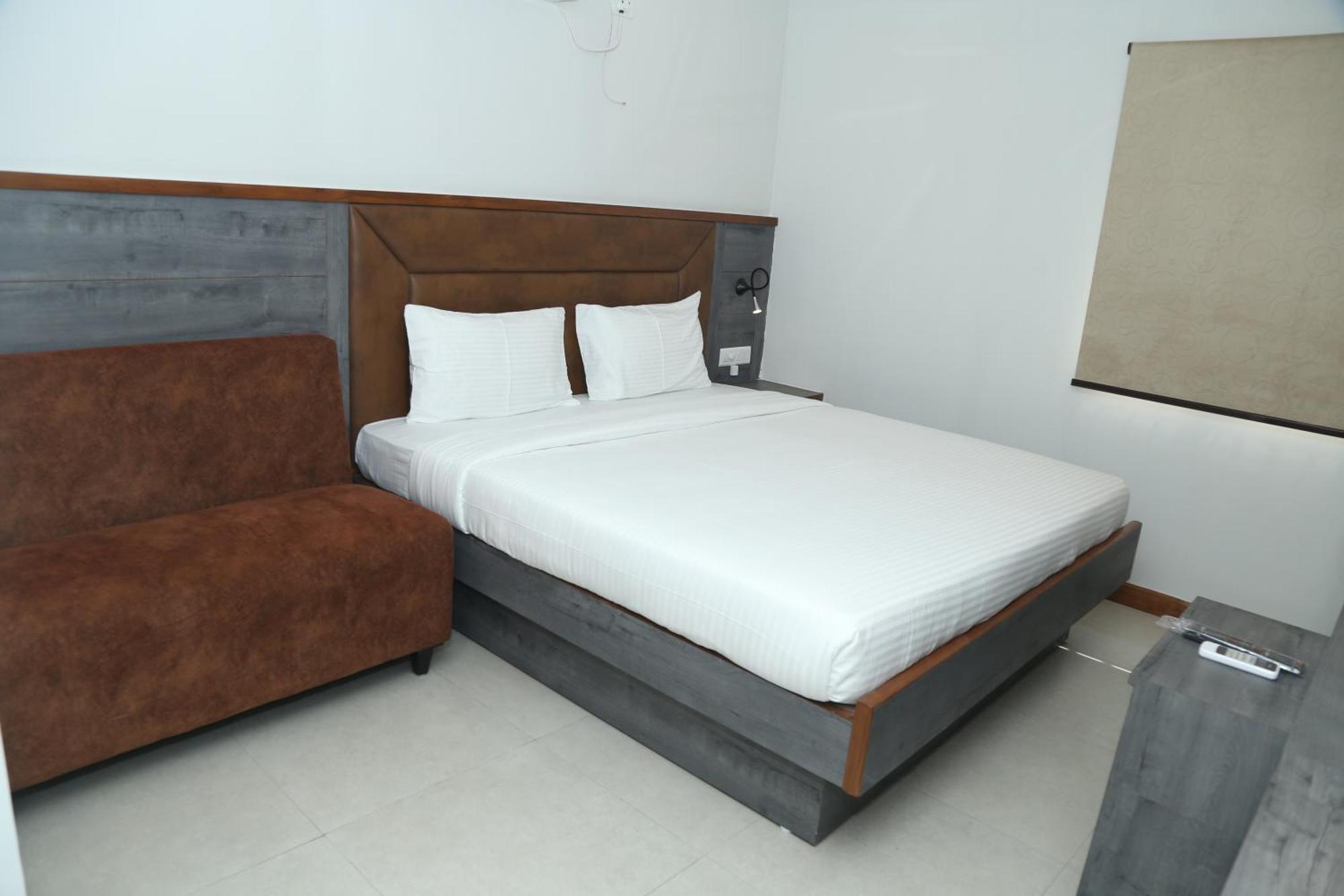 Hotel K79 Jamshedpur Eksteriør billede