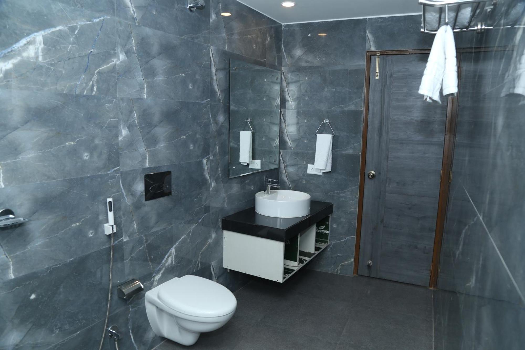 Hotel K79 Jamshedpur Eksteriør billede
